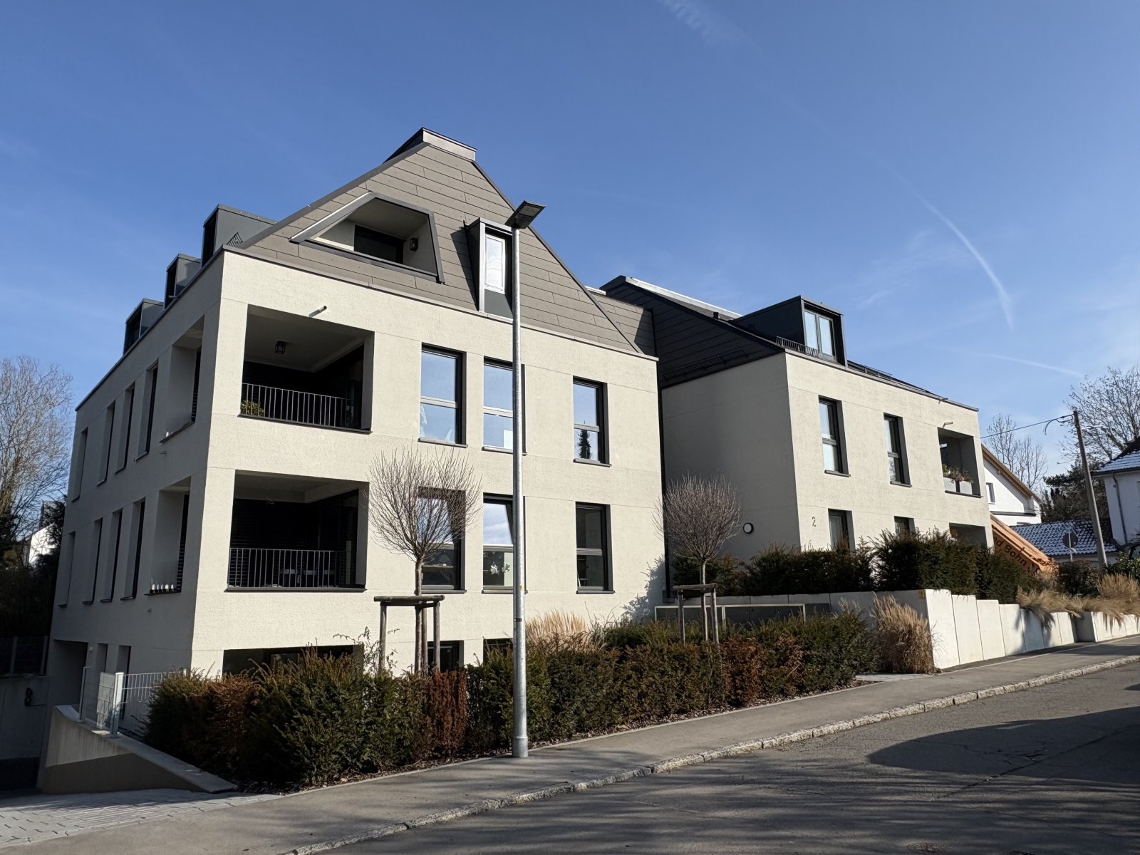 Toplage in Stuttgart-Sonnenberg! Großzügige 3,5 Zi.-EG Wohnung mit Terrasse