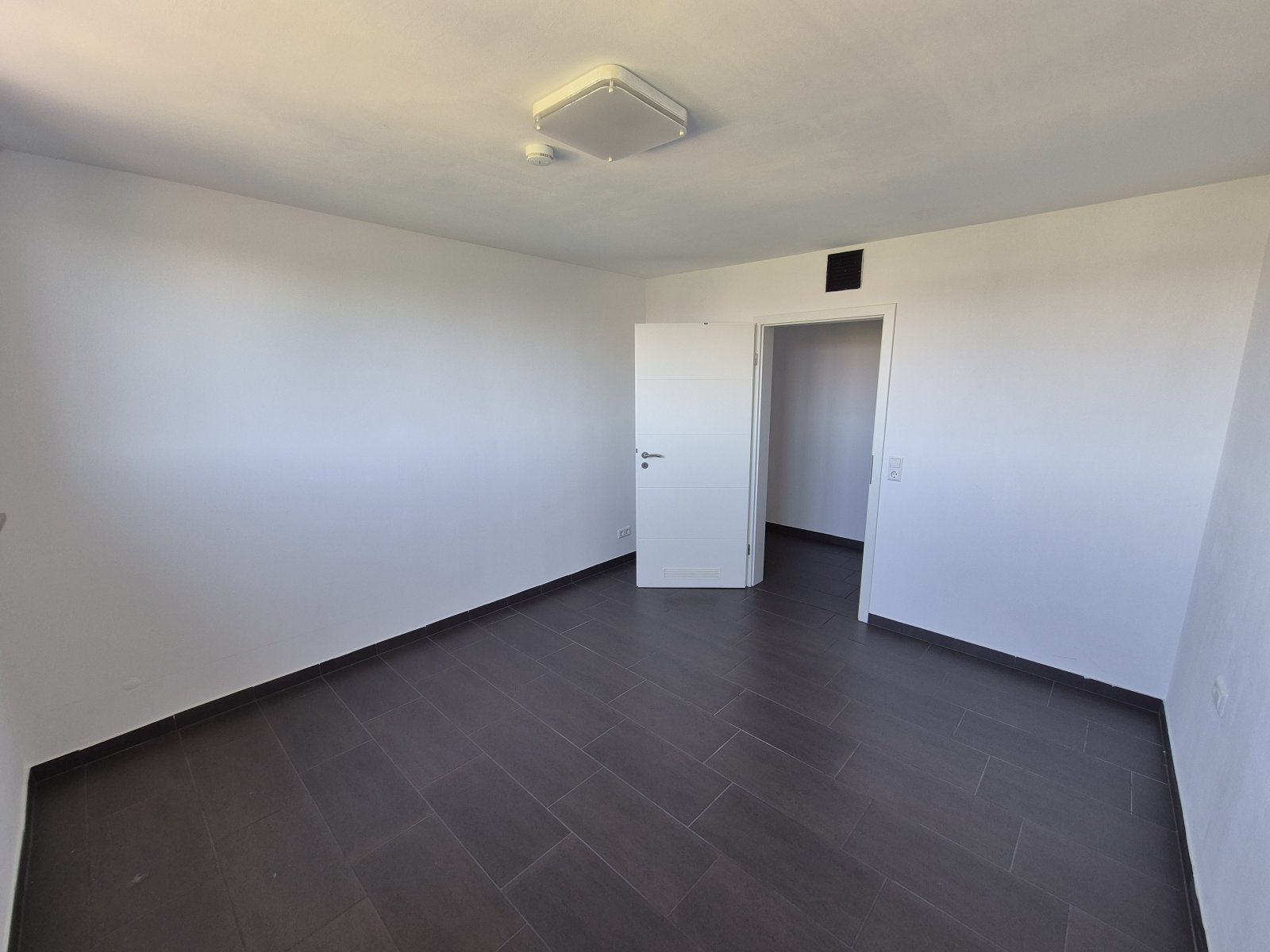 Ihr neues Zuhause – Schöne 3-Zimmer-Wohnung im Dachgeschoss!