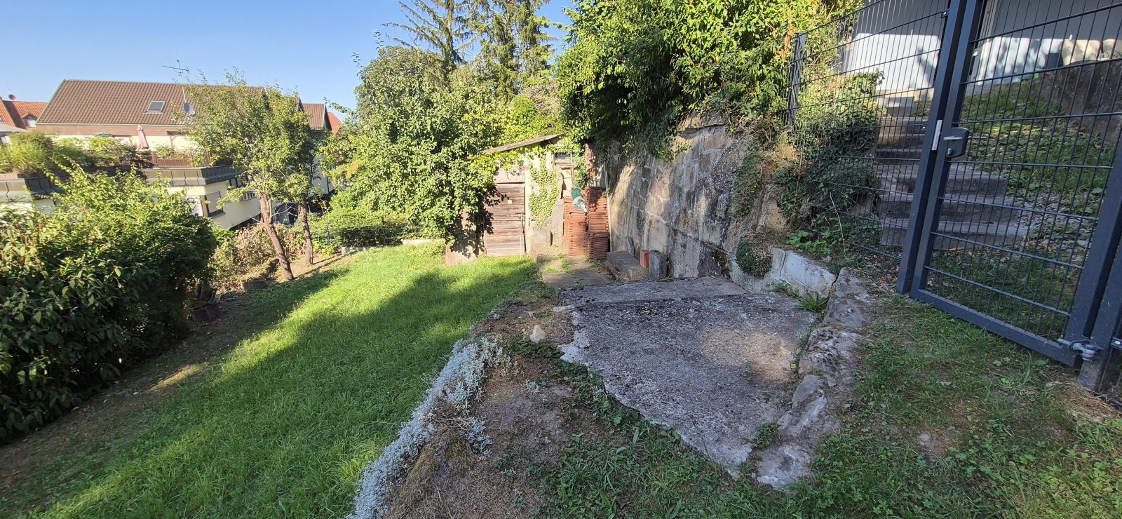 Ideale Doppelhaushälfte für die ganze Familie – Ein Zuhause mit Charme!