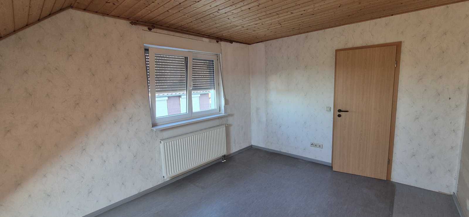 Ideale Doppelhaushälfte für die ganze Familie – Ein Zuhause mit Charme!