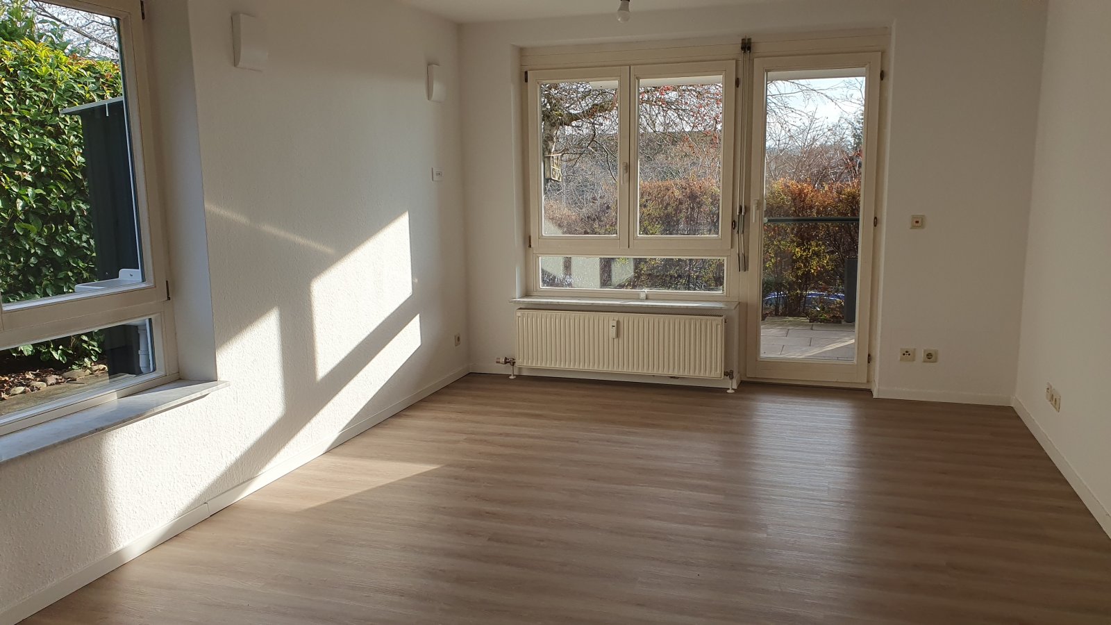 Ilsfeld: 2-Zimmer-Wohnung mit Terrasse und Tiefgaragenstellplatz 
