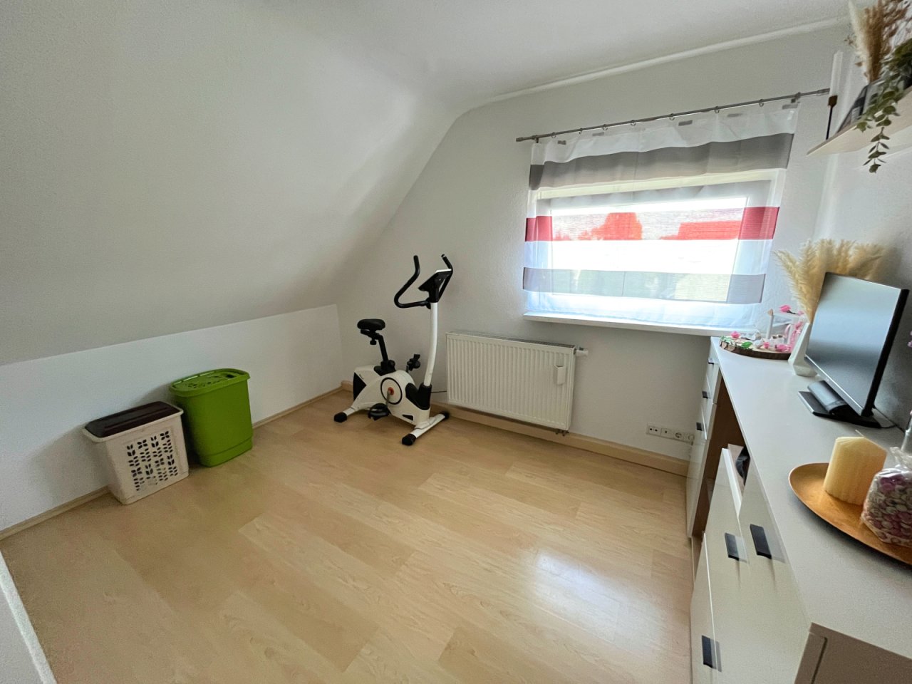 Büro/Kinderzimmer Büro/Kinderzimmer