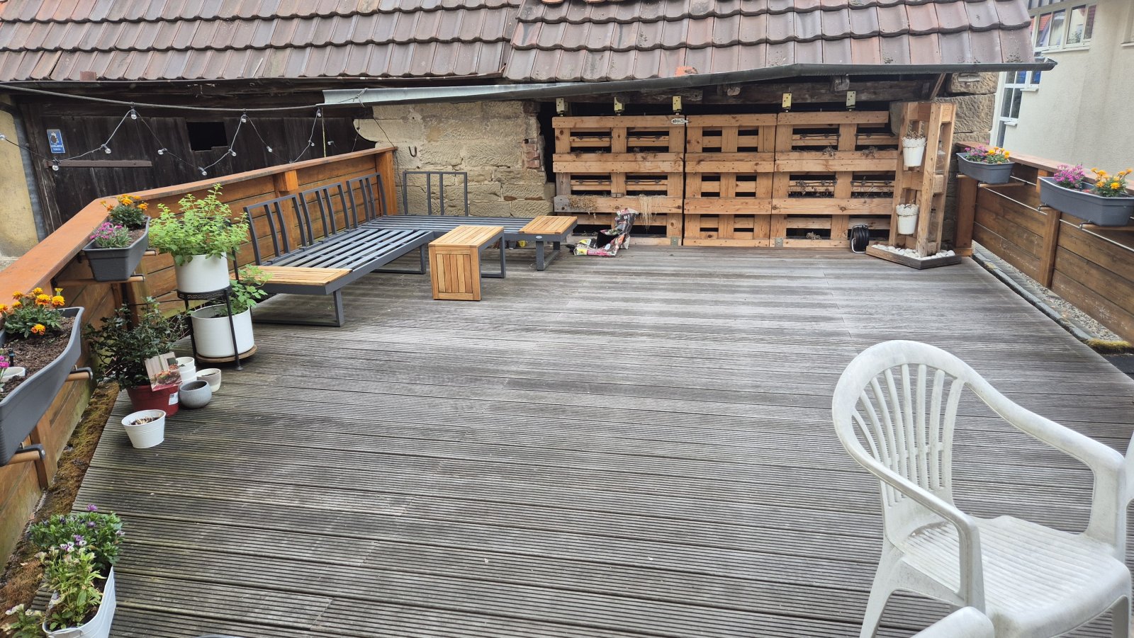 Dachterrasse 1. Stock Dachterrasse 1. Stock